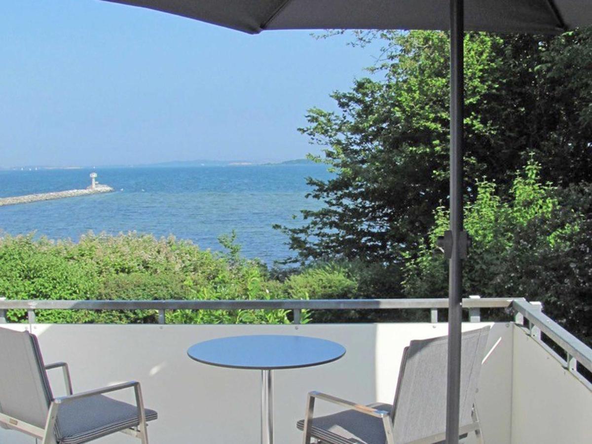 Villa Vilmblick - Wohnung 07 Mit Terrasse Und Boddenblick Lauterbach  Bagian luar foto